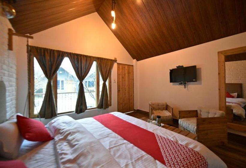 Отель Oyo 26982 The Stay