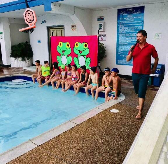 هتل San Nicolás Plaza