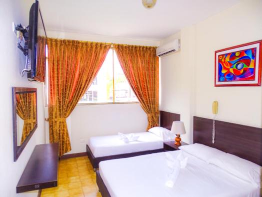 هتل San Nicolás Plaza