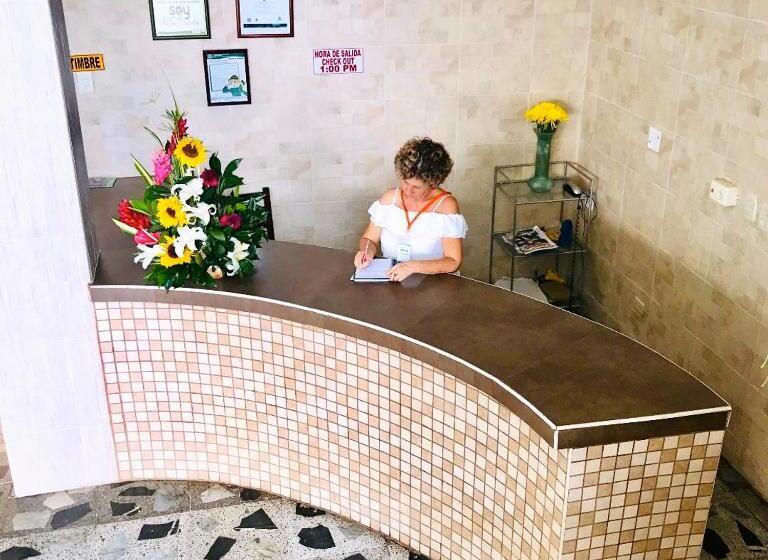 هتل San Nicolás Plaza