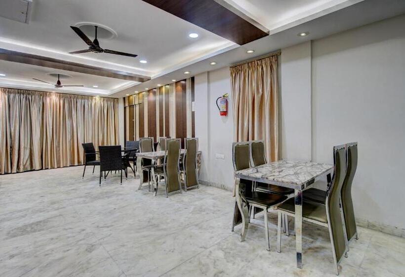 Hotel Treebo Soho Newtown