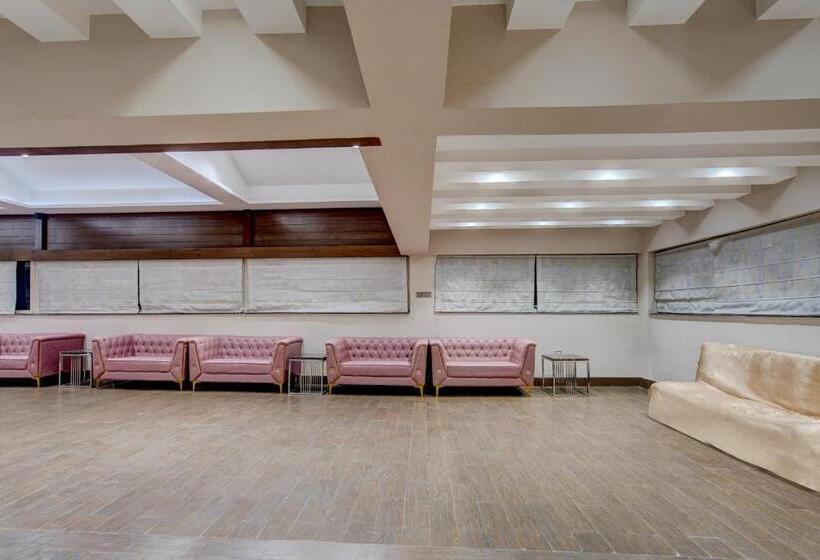 Hotel Treebo Soho Newtown