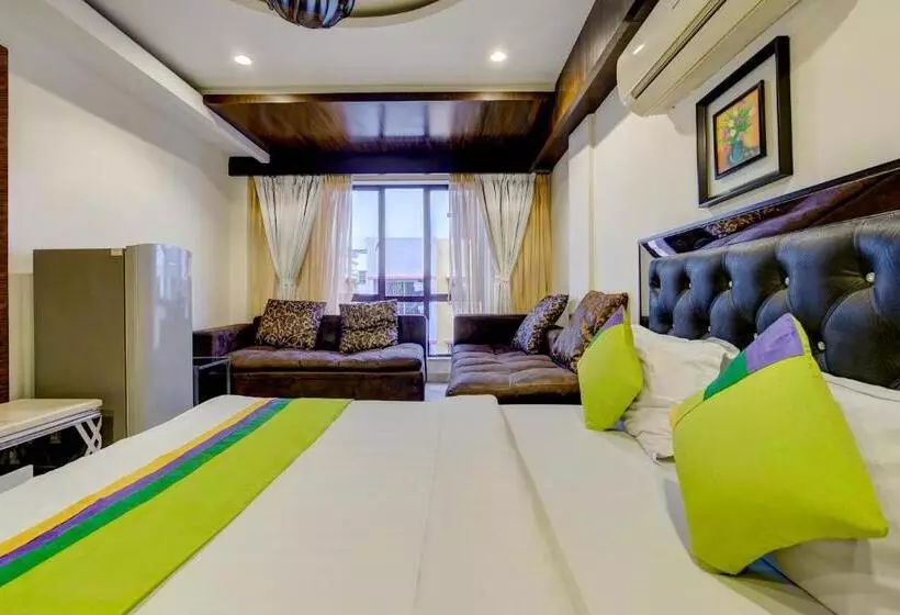 ホテル Treebo Soho Newtown