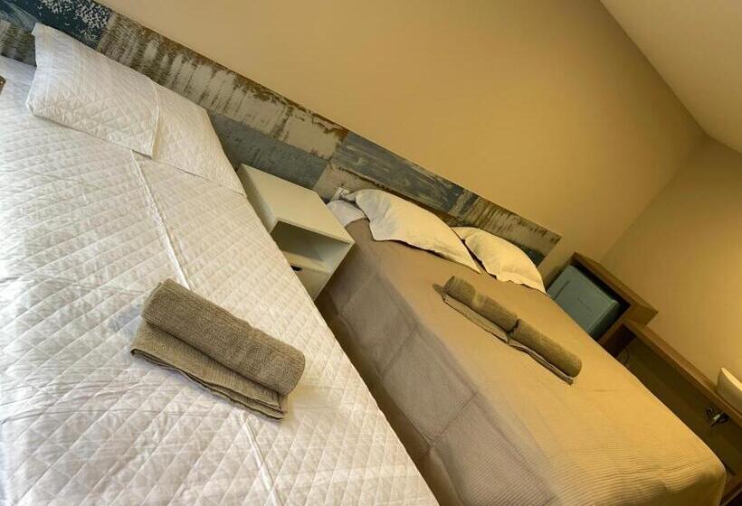 پانسیون Canto Das Acácias