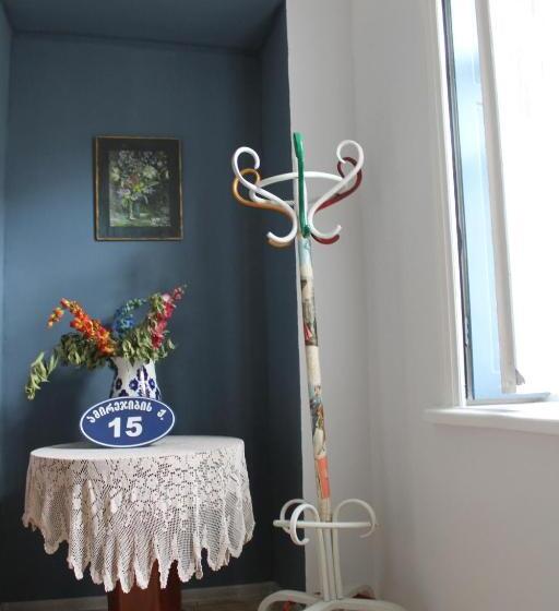 پانسیون L House