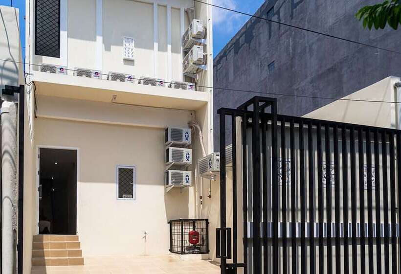 بنسيون Reddoorz Near Tarumanagara University