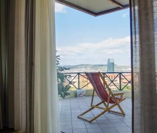 پانسیون Terrace House Tbilisi