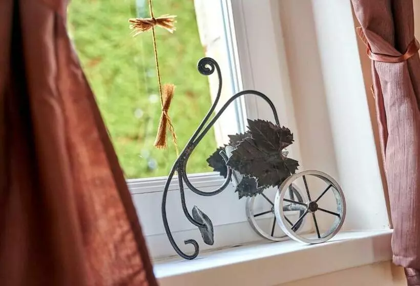 پانسیون Vojtek Pince Vendégház