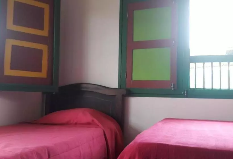 ユースホステル Hostal Casa De Los Taitas