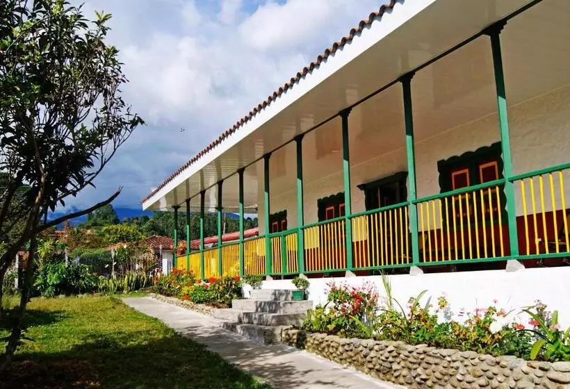 ユースホステル Hostal Casa De Los Taitas