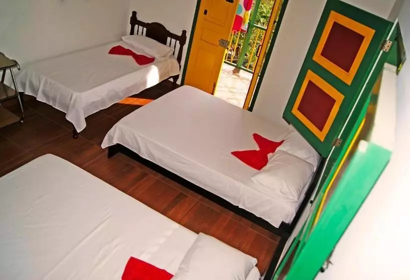 ユースホステル Hostal Casa De Los Taitas