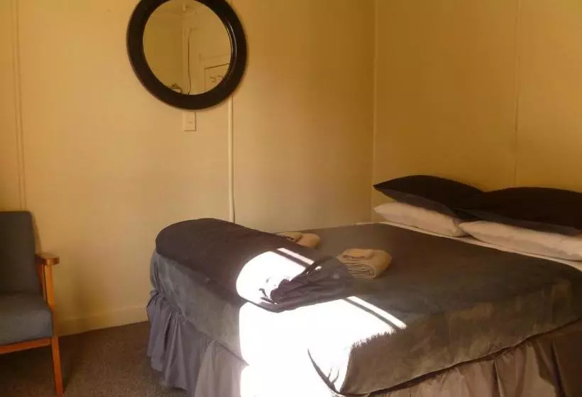 Retkeilymaja Kaniere