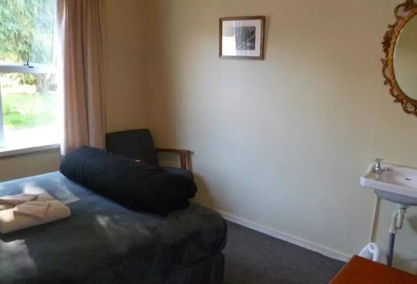 Retkeilymaja Kaniere