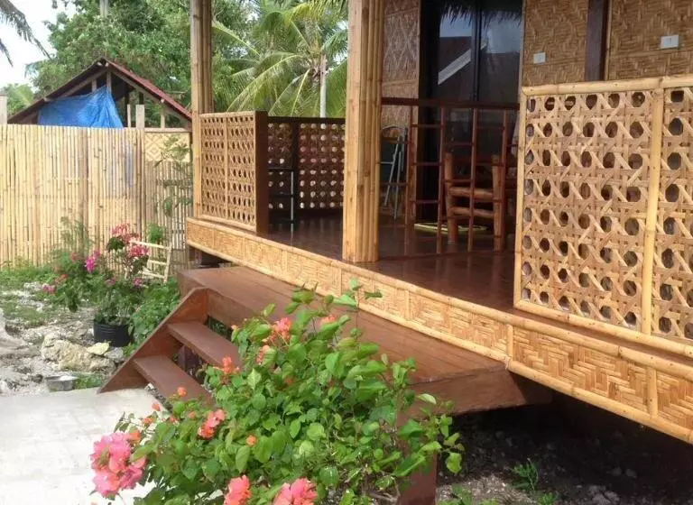 Aamiaismajoitus (B&B) Liwayway Sa Bohol Pamilacan Resort