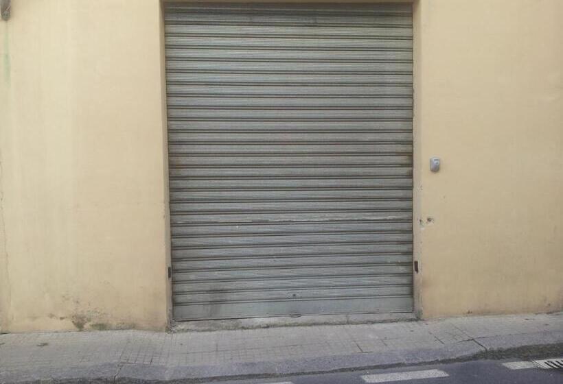 تختخواب و صبحانه Locanda Dei Fiori