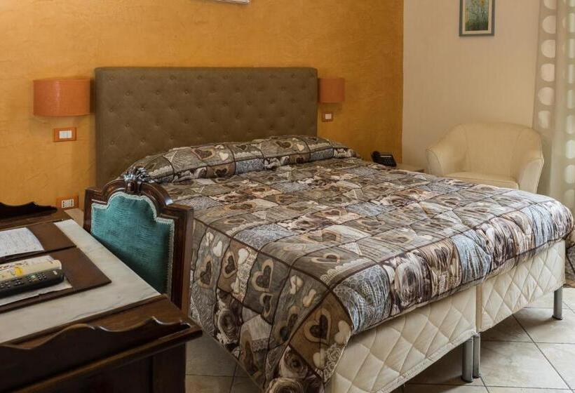 تختخواب و صبحانه Locanda Dei Fiori