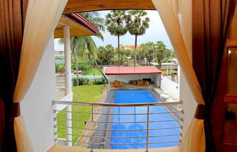 Hôtel Bluewater Beach Resort