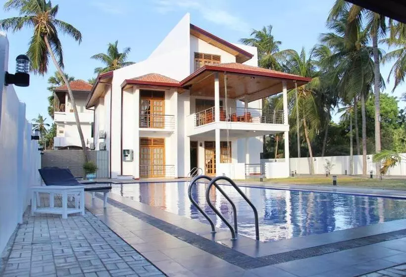ホテル Bluewater Beach Resort