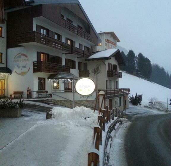 בית מלון כפרי Garni Royal