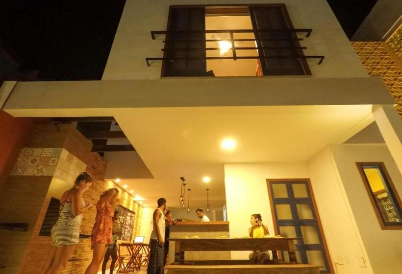 הוסטל Guest House Cabo Frio