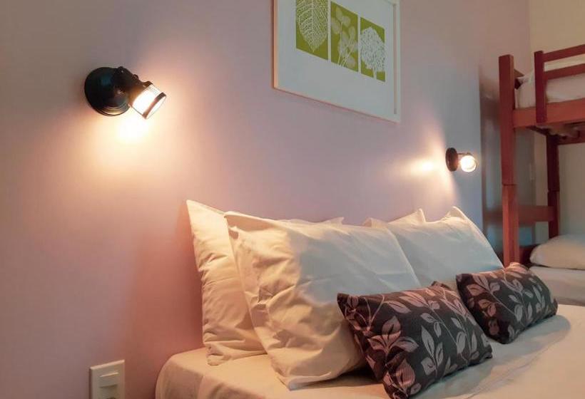 הוסטל Guest House Cabo Frio