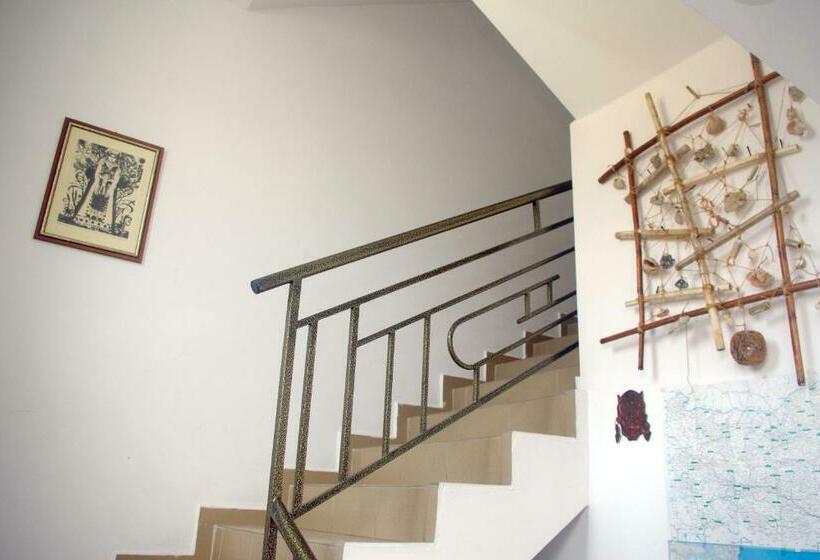 פנסיון Guest House Maria