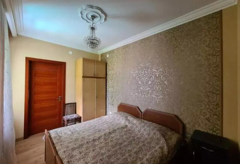 پانسیون Guest House Rustaveli