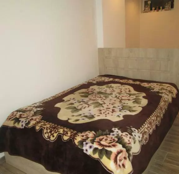 پانسیون Margo Hostel House