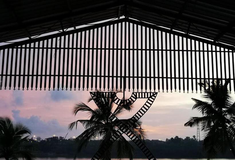 펜션 Nisarga Nirvana River House