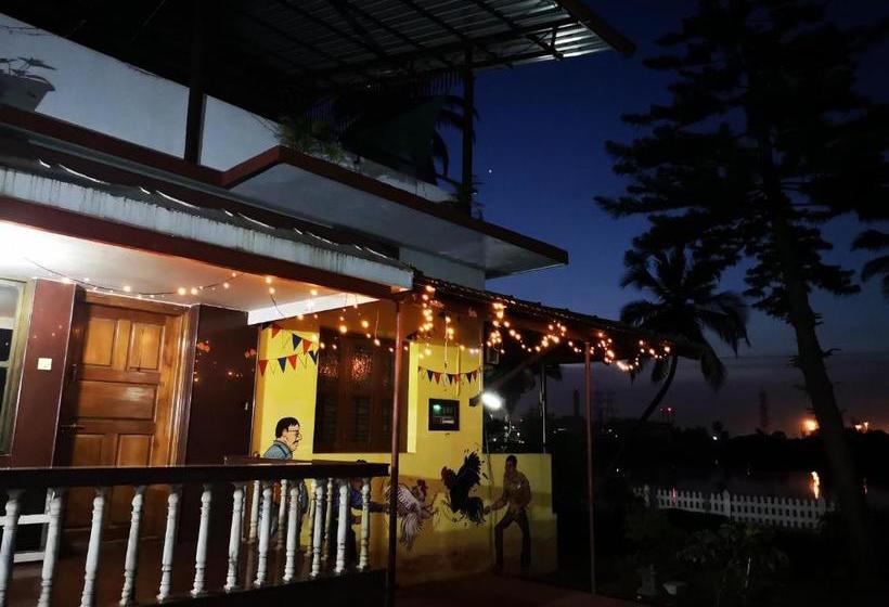 펜션 Nisarga Nirvana River House