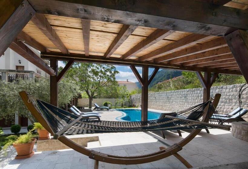 پانسیون Palazzo Banicevic Luxury Rooms