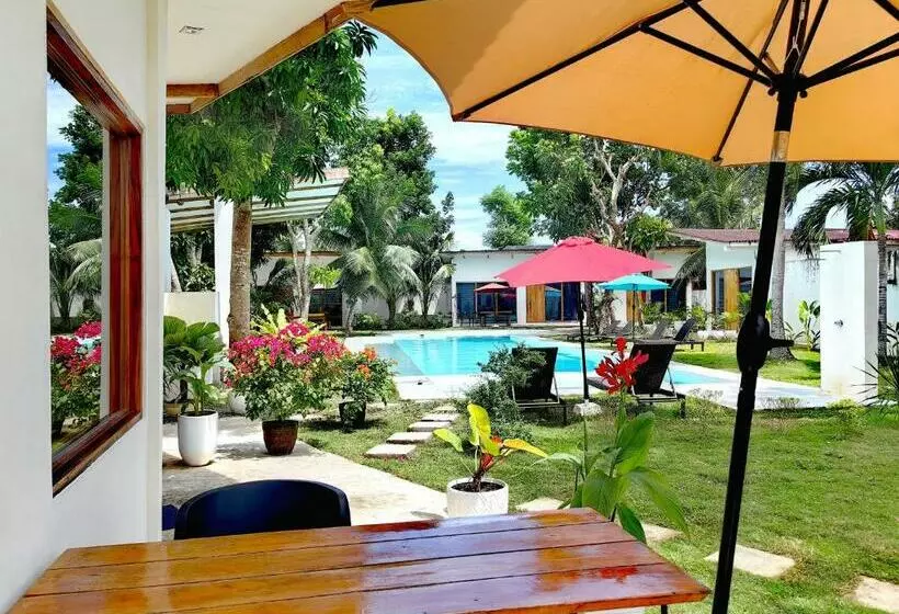 استراحتگاه Island World Panglao