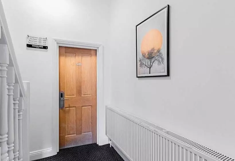 تختخواب و صبحانه Brooklands Lodge