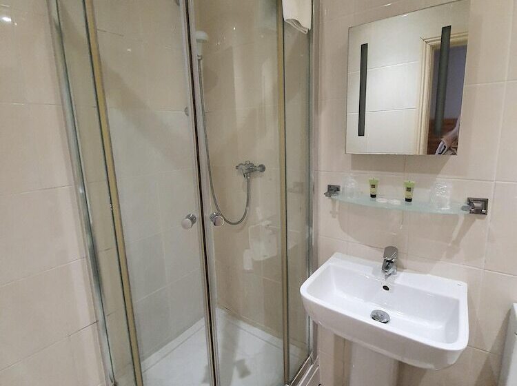 צימר Brooklands Lodge