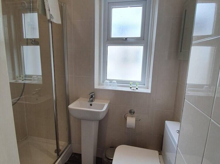 צימר Brooklands Lodge