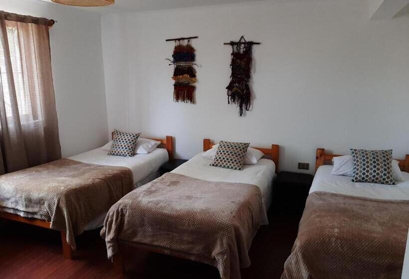 تختخواب و صبحانه Calfu Lodge