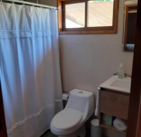 تختخواب و صبحانه Calfu Lodge