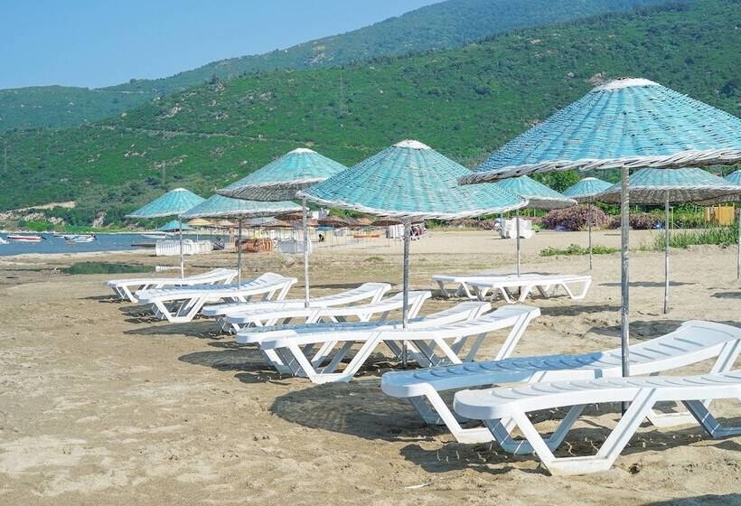 Отель Aloria Garden