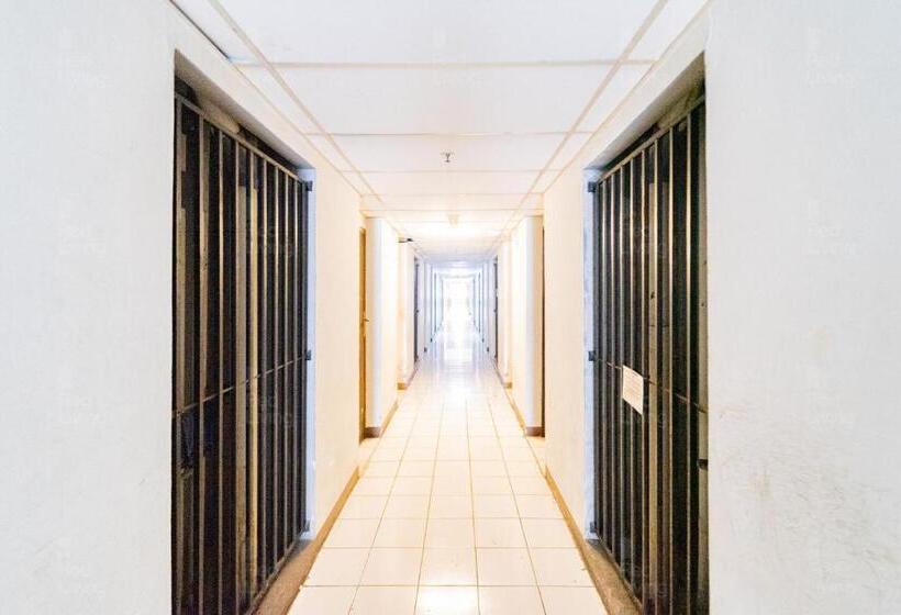 בית מלון כפרי Apartemen City Park Rendy Room Tower H18