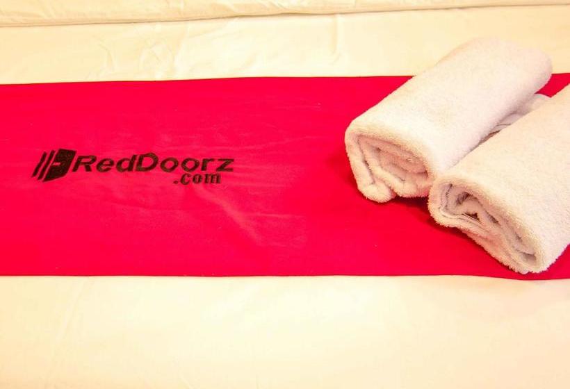 酒店 Reddoorz Near Nusa Dua Beach