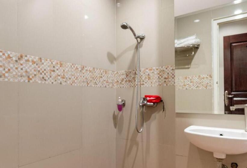 فندق Reddoorz Syariah @ Soekarno Hatta Indah 2