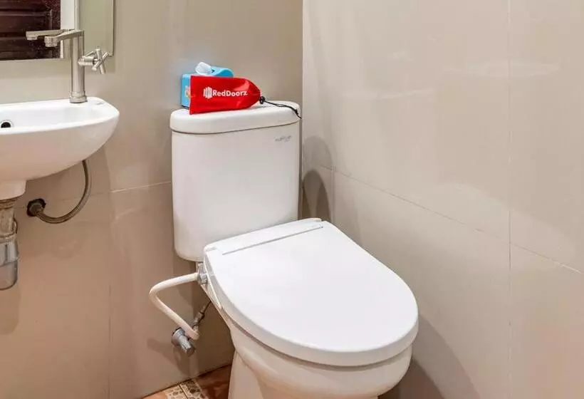 Hotelli Reddoorz Syariah @ Soekarno Hatta Indah 2