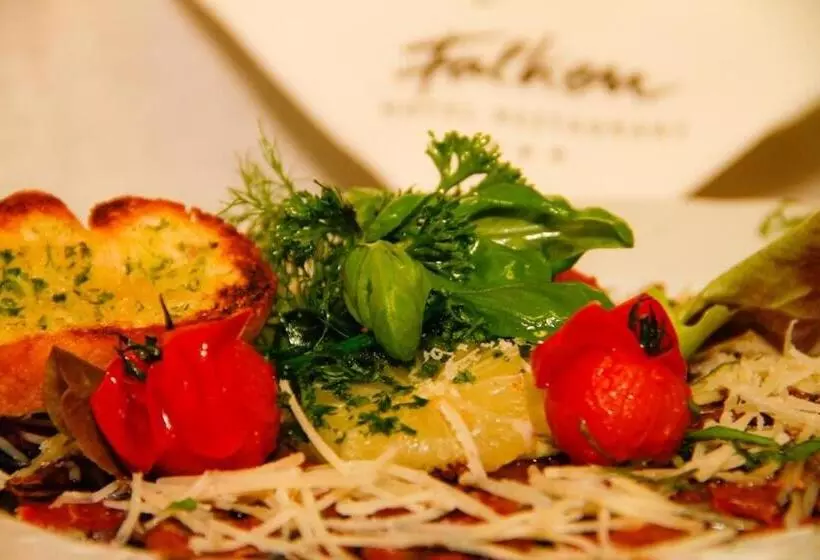 Hotelli Restaurant Falken