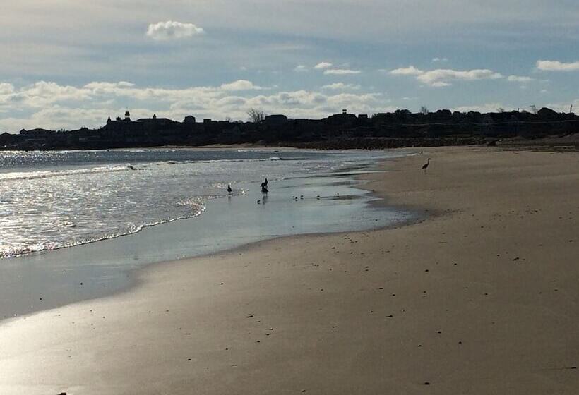 New Shoreham House Inn