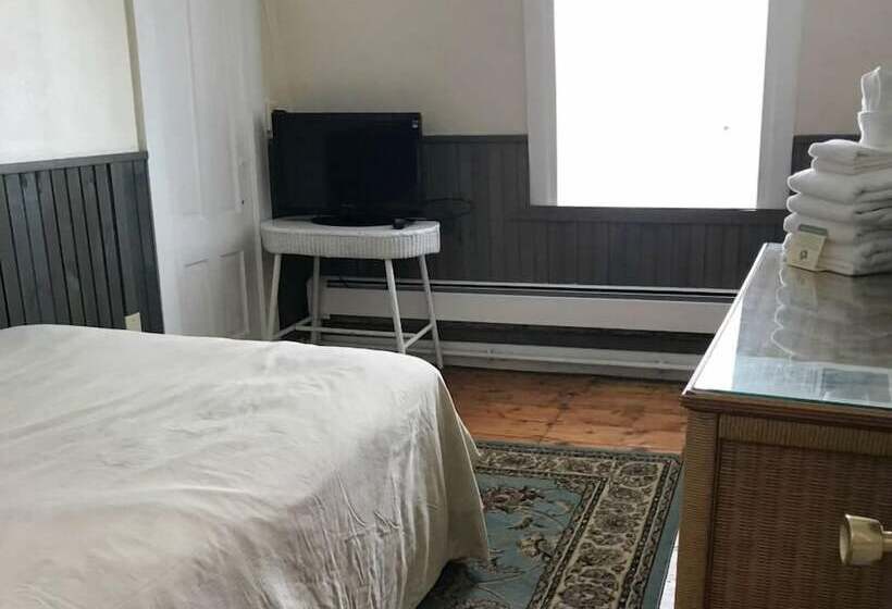 New Shoreham House Inn