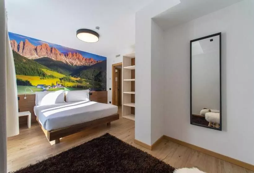 Yugogo Pellico 8 Trento Centro