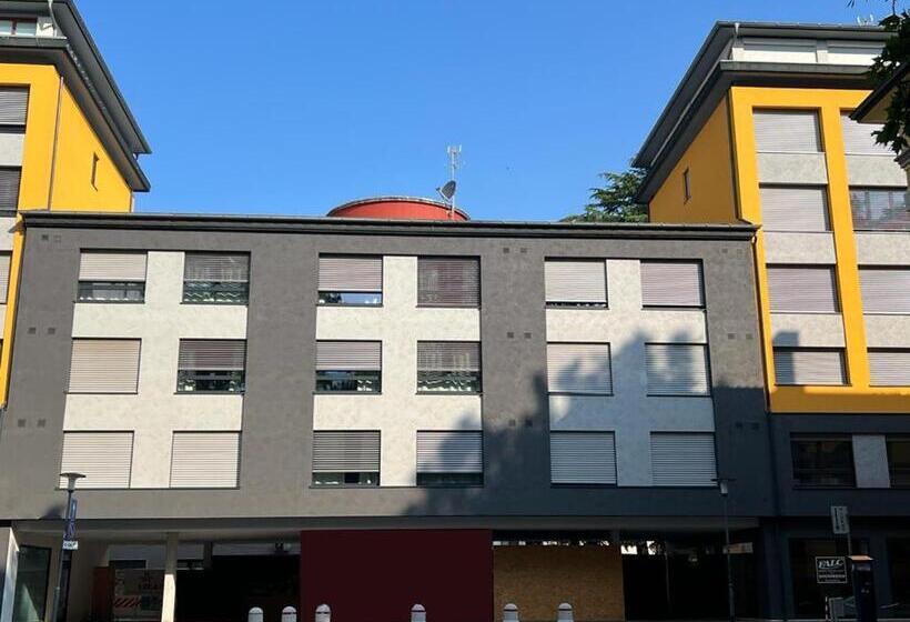 Yugogo Pellico 8 Trento Centro