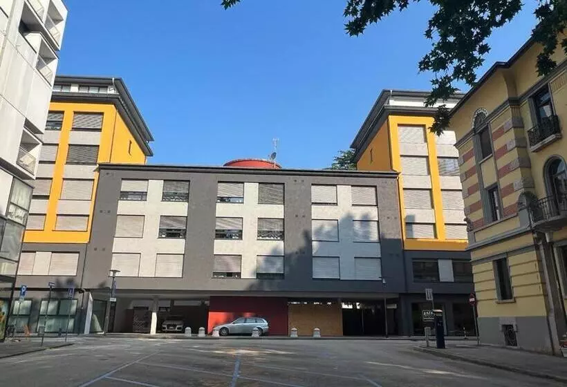 Yugogo Pellico 8 Trento Centro