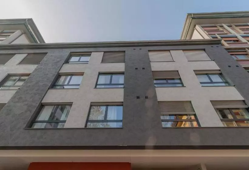 Yugogo Pellico 8 Trento Centro