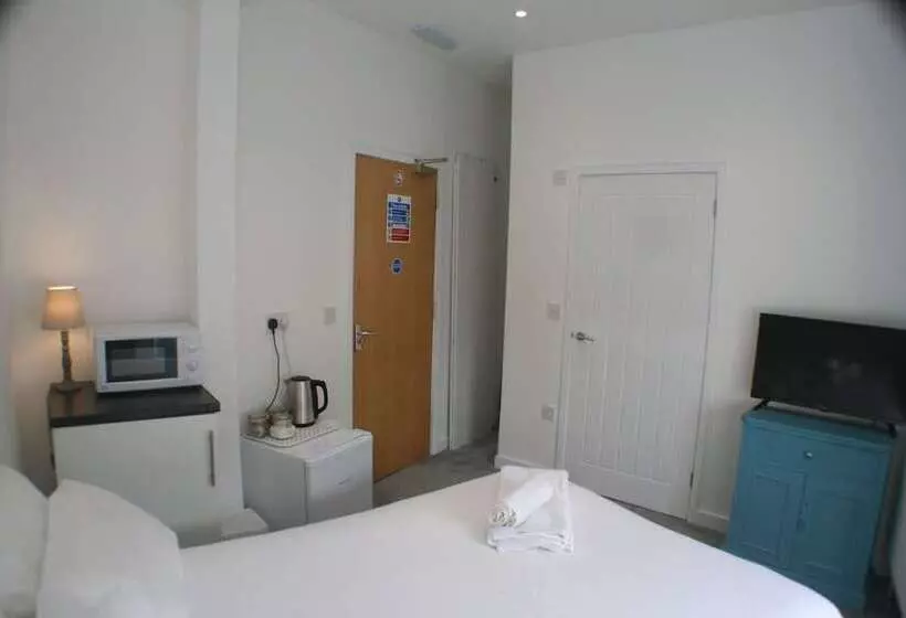 ベッドアンドブレックファースト En Suite Rooms At The Rose And Thistle